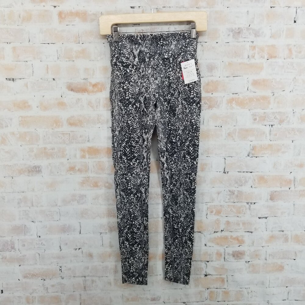 NWT Spanx Faux Leather Snake Skin Shine Leggings Grey Women's Small Regular‎ 27